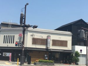 堺の和菓子屋さん「天神餅」は素朴な味わい！菅原神社も近くだよ