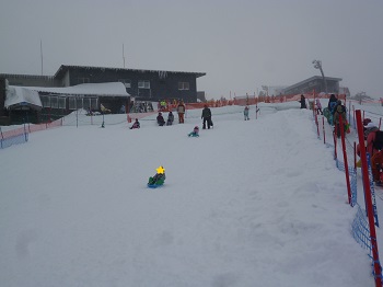 大阪から子供と行ける 雪遊びが出来る びわ湖バレイ のスノーランド ゆうゆうブログ 大阪から子供と行ける 雪遊びが出来る びわ湖バレイ のスノーランド ゆうゆうブログ