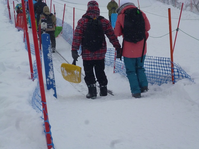 大阪から子供と行ける 雪遊びが出来る びわ湖バレイ のスノーランド ゆうゆうブログ 大阪から子供と行ける 雪遊びが出来る びわ湖バレイ のスノーランド ゆうゆうブログ