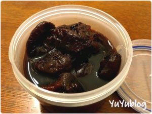 栗原はるみさんのレシピでクリスマス準備。プルーンの赤ワイン煮を作りました