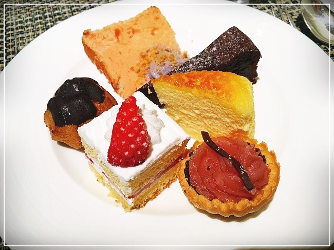 スイーツだけでも来て良かった