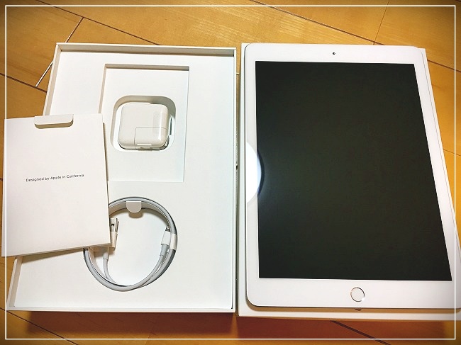 シルバーのiPadにしました