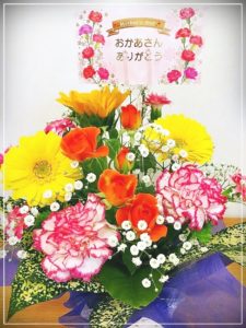 母の日のプレゼント。夫や子供たちからもらった多くのモノ