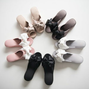 ヒール付きルームシューズなら家でいながら脚が細くなる！