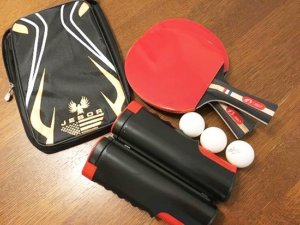 家のテーブルで卓球しよう！ピンポンセットを買って大はしゃぎ