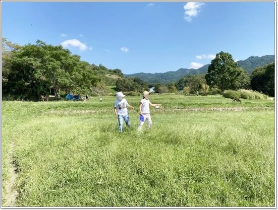 石舞台近くの広場