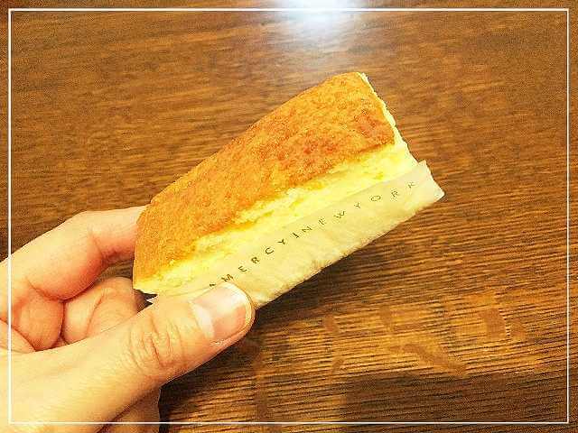 手でもてる大きさのチーズケーキ