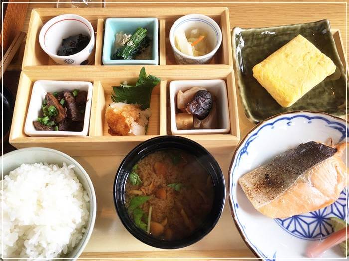 オリエンタルホテル神戸の朝食の和食セット