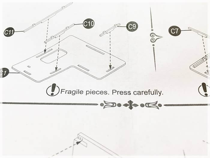 立体木製パズルの英語の説明