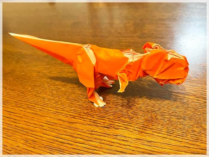 超難解折り紙の【難易度4】ティラノサウルス