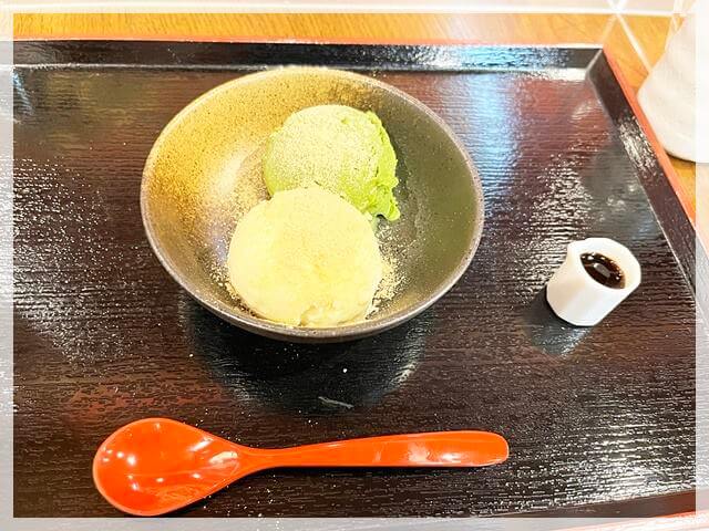 峯嵐堂（ほうらんどう）平安神宮店の「黒蜜きな粉アイス＆バニラ抹茶セット」