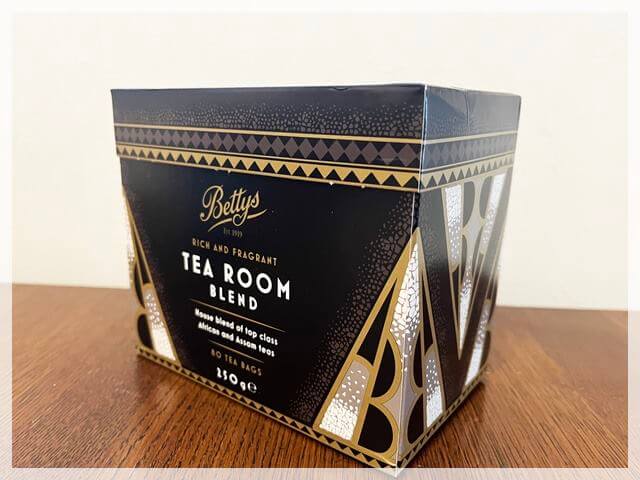 イギリスヨークシャーの高級ティールーム「ベティーズ」の紅茶のオリジナルブレンドティーのパッケージ