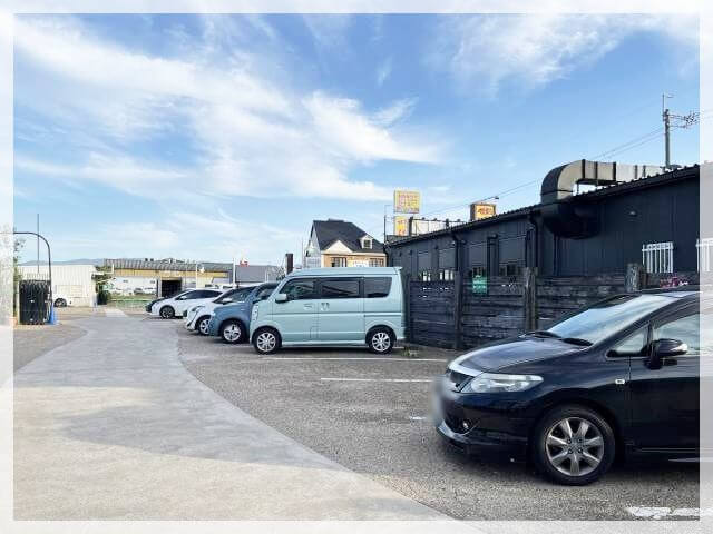 堺「ロベリア」の駐車場