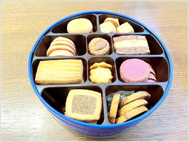 奈良ホテルのクッキー缶の中身