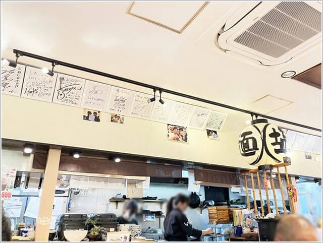 塩ラーメン「しおじん」の店内にあるサイン
