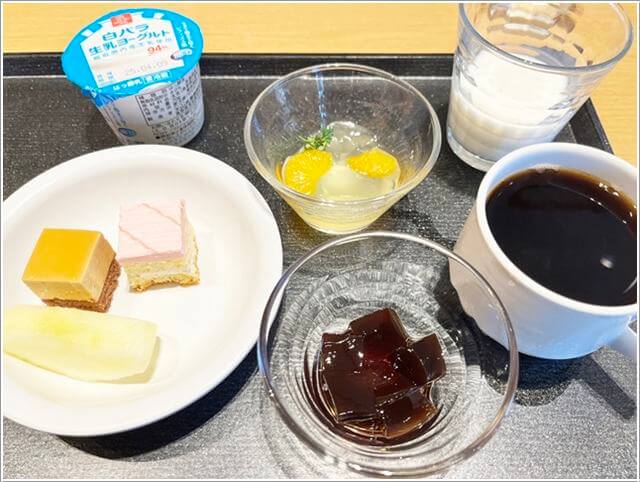 ドーミーイン境港「御宿野乃」の朝食バイキングのデザート