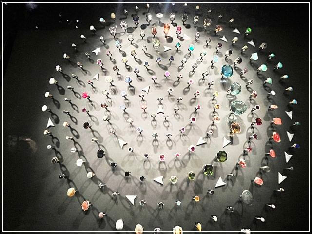 V&Aのジュエリー展示室
