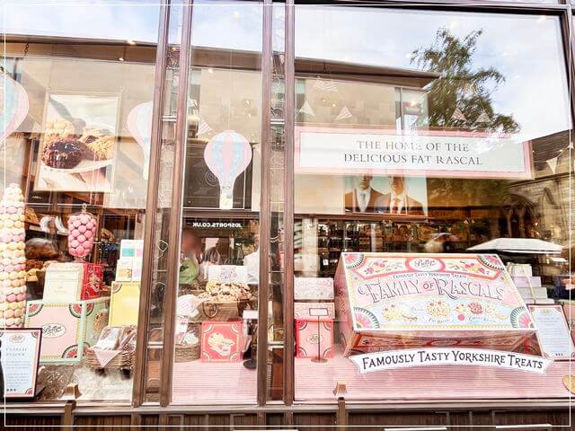 イギリス「ベティーズティールーム」のアフタヌーンティー体験