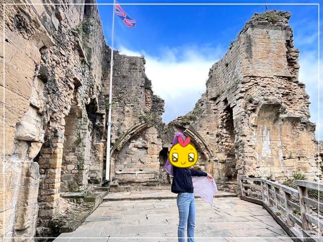 ナレスボロ城の階段を登ったところ