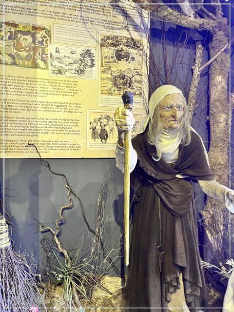 イギリスのナレスボロにあるマザーシップトンミュージアムのシップトン