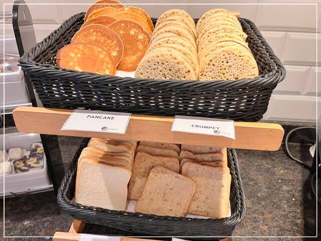 プレミアインの朝食で提供されているパン