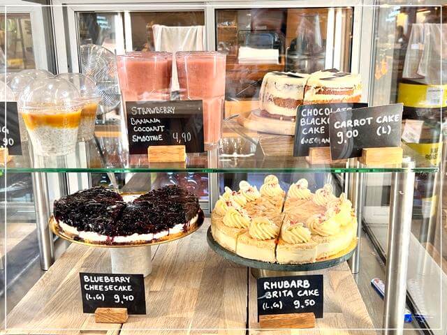 ヘルシンキのオールド・マーケットホールのケーキ