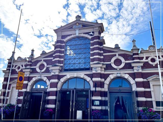 ヘルシンキのオールド・マーケットホールの外観