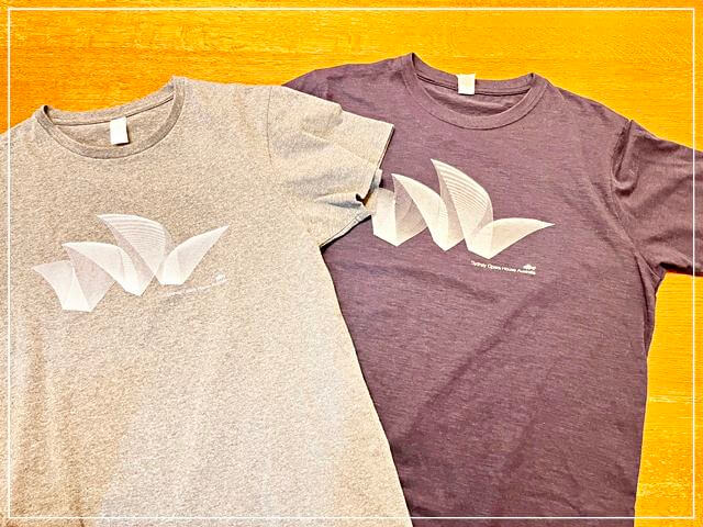 シドニーオペラハウスのショップで買ったオペラハウスのTシャツ