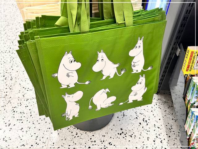 フィンランドの「K-supermarket」で売られていたムーミンのバッグ④