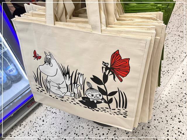 フィンランドの「K-supermarket」で売られていたムーミンのバッグ②