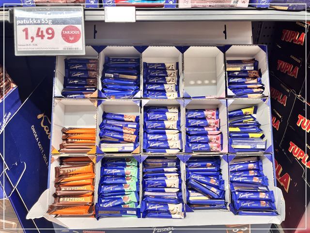 フィンランドのスーパー「K-supermarket」で売られているばらまき用土産におすすめのチョコレートバー(€1.49~)