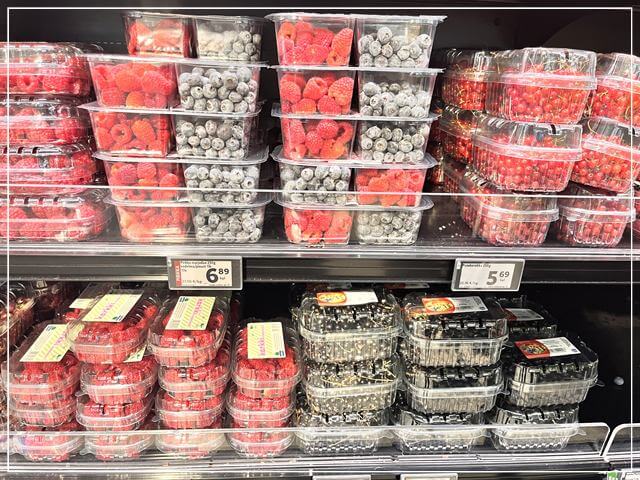 フィンランドのスーパー「K-supermarket」で売られているベリー